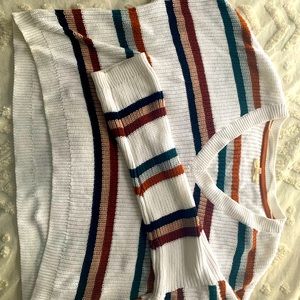 semi cropped sweater